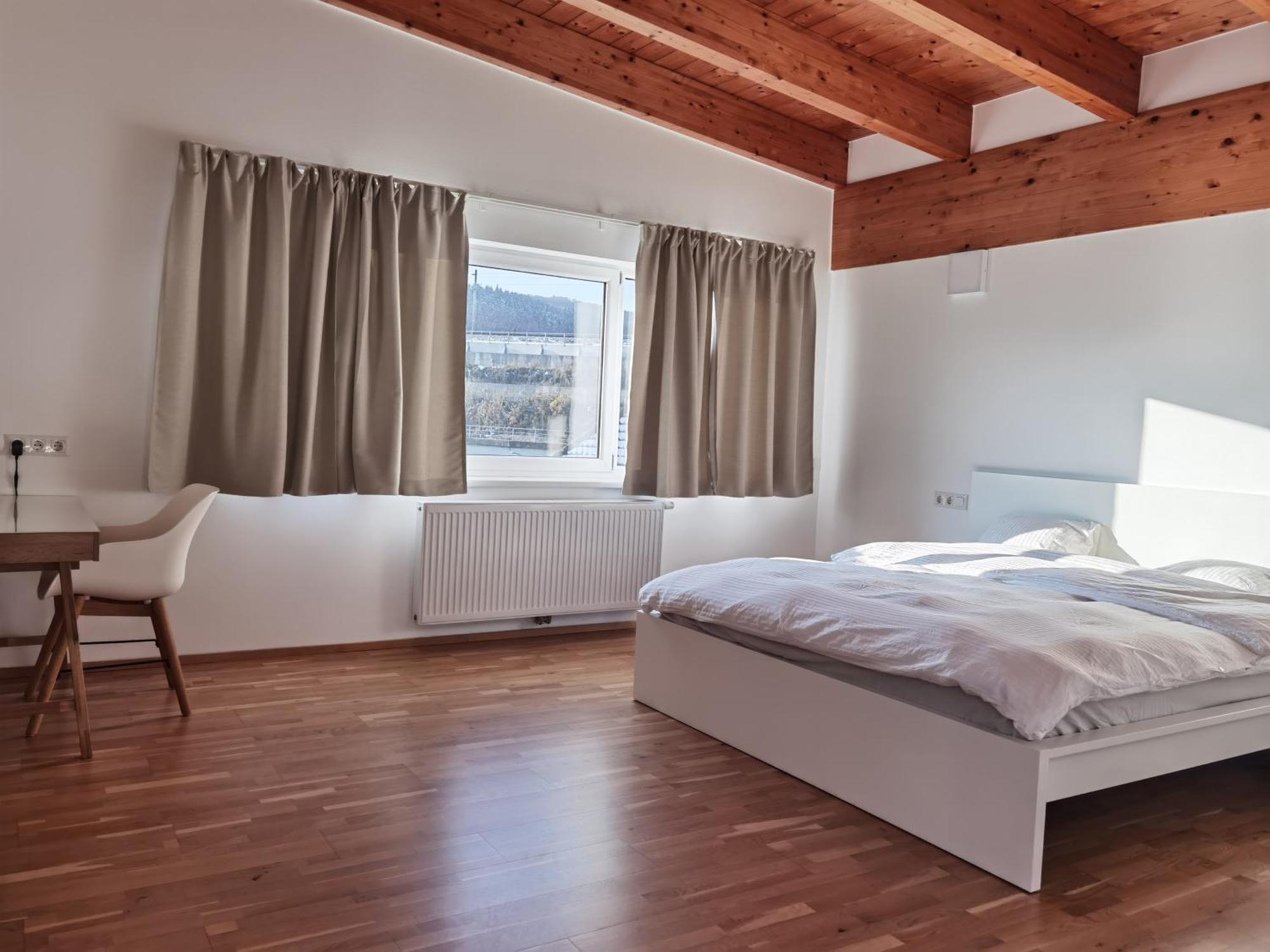 Beehome Apartment Purkersdorf Zewnętrze zdjęcie